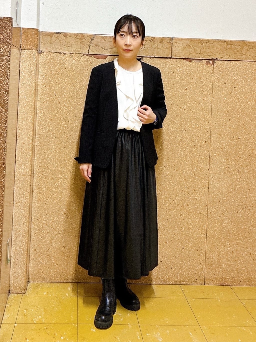 hattoriさんの「INDIVI｜【通勤スーツ／洗える】ストレッチカラーレスジャケット」を使ったコーディネート