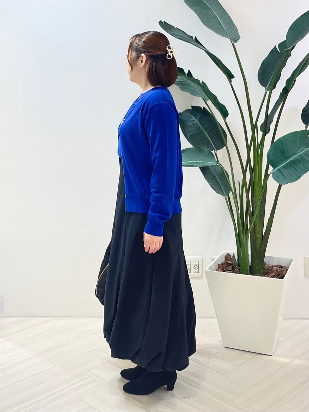 Tomoさんの「UNTITLED｜【洗える/アンサンブル可/ウール100%】ウールクルーカーディガン」を使ったコーディネート
