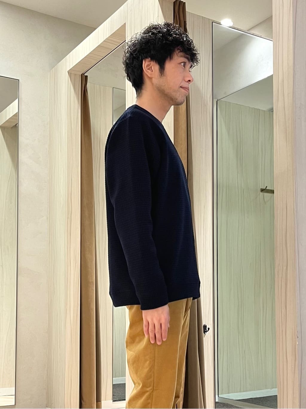 URAさんの「TAKEO KIKUCHI｜【袖取り外し可】デタッチャブル ダウンブルゾン」を使ったコーディネート