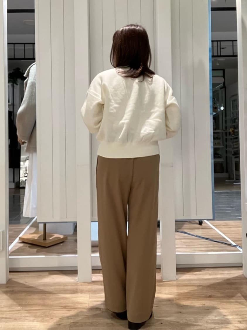 Fujitaさんの「Dessin｜【洗える】Dサガラ刺繍ワッペン付きニット」を使ったコーディネート