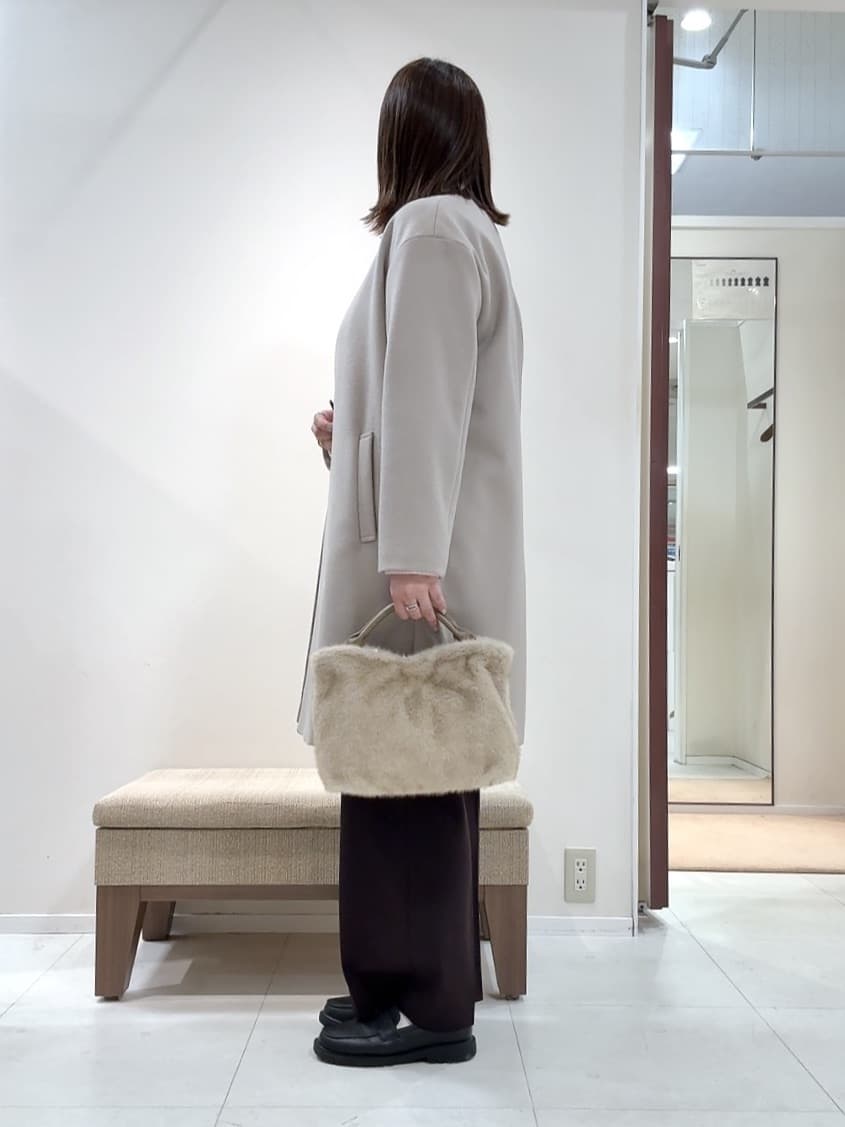 YUIさんの「UNTITLED｜【重ね着もおすすめ/洗える】ウールカシミヤ クルーネックニット」を使ったコーディネート