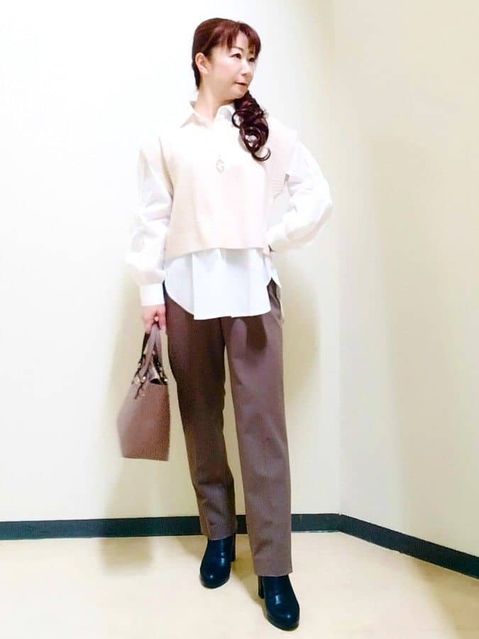 花さんの「Reflect｜【単品使い◎】ニットベスト＋シャツセット」を使ったコーディネート