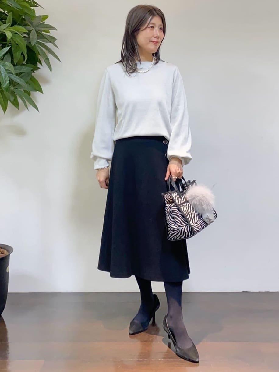 tomoさんの「UNTITLED｜【トレンド/撥水機能/防寒】ショートダウンコート」を使ったコーディネート