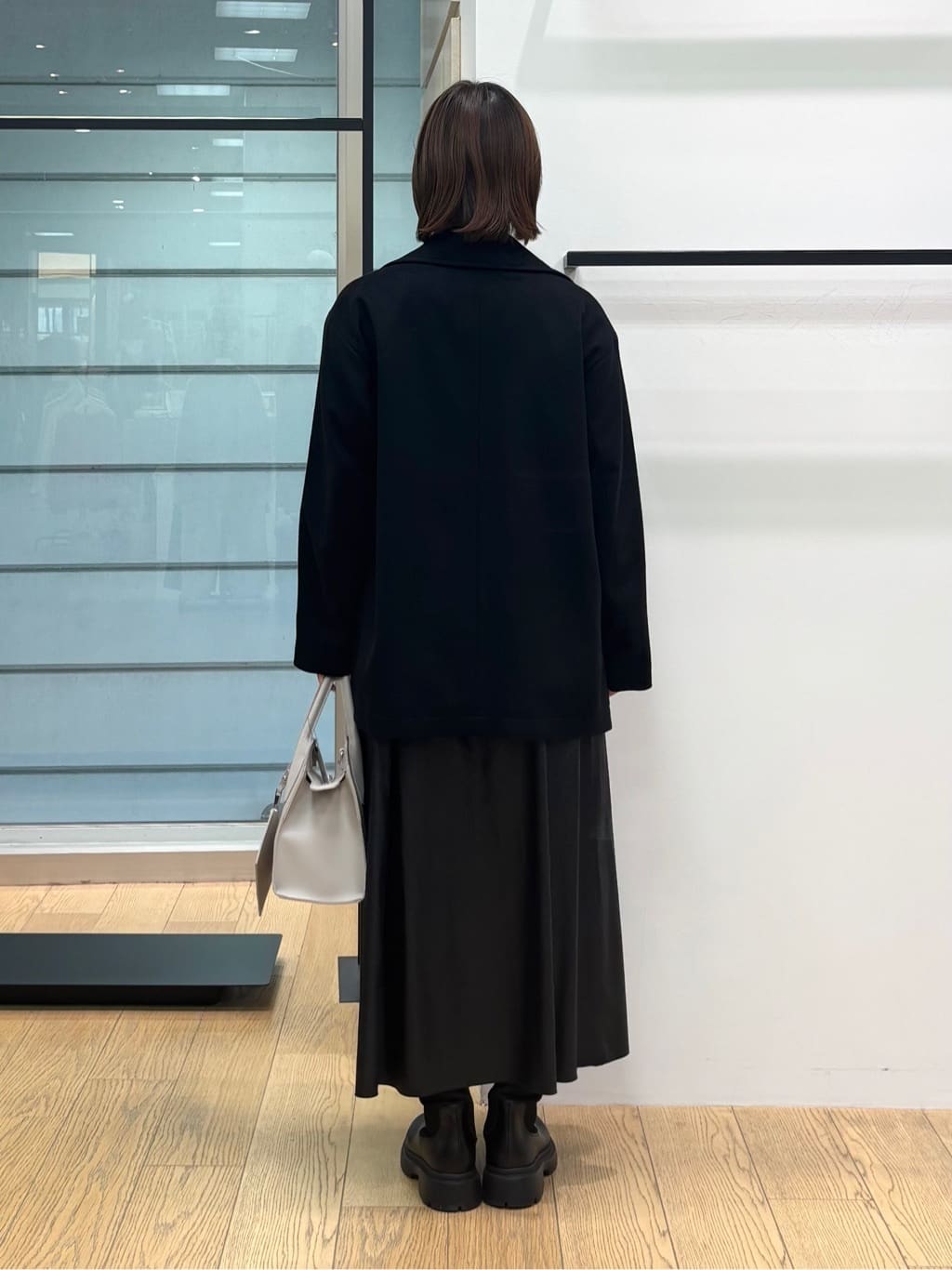 asamiさんの「INDIVI｜【洗える／ラメ／意匠感】ミックスブークレニット」を使ったコーディネート