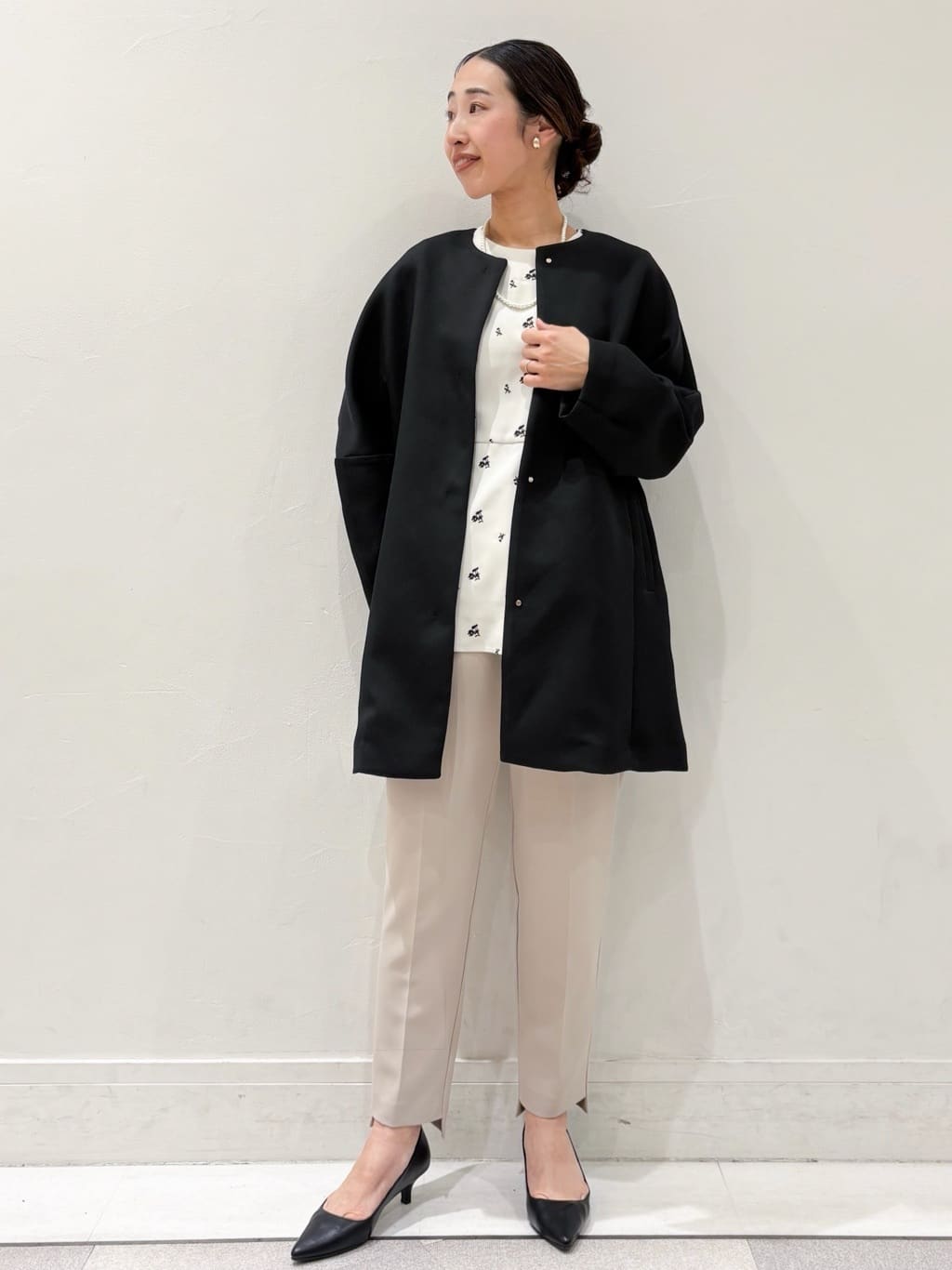 ちえさんの「OPAQUE.CLIP｜フォルムスリーブミドルコート【洗濯機OK】」を使ったコーディネート
