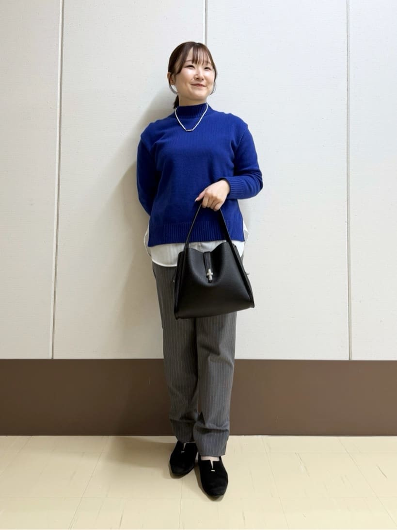 Rikoさんの「INDIVI｜【軽量／ウール混】ライトフォルム ロングコート」を使ったコーディネート