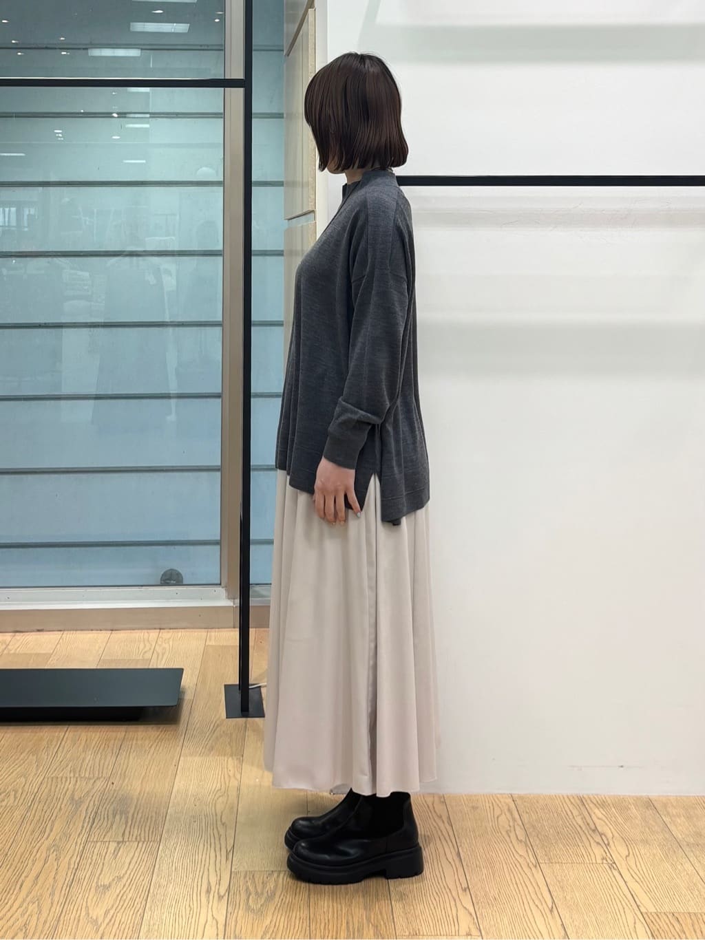 asamiさんの「INDIVI｜【洗える／毛玉になりにくい】エクストラファインウール ハイネックニット」を使ったコーディネート
