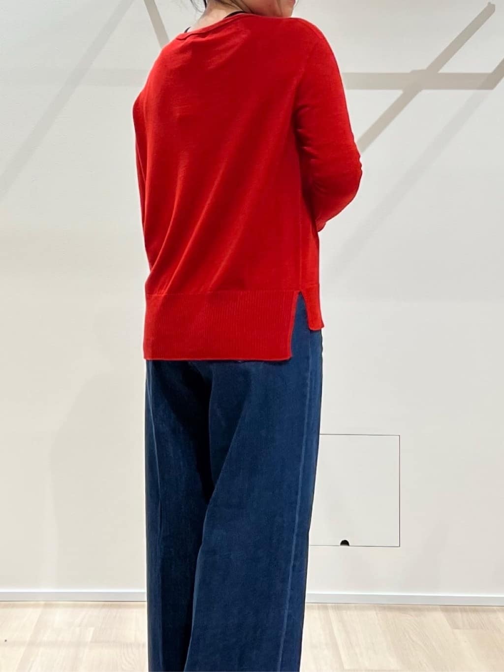 TOMOMIさんの「UNTITLED｜【8色展開/体型カバー】魅せるタイムレスニット」を使ったコーディネート