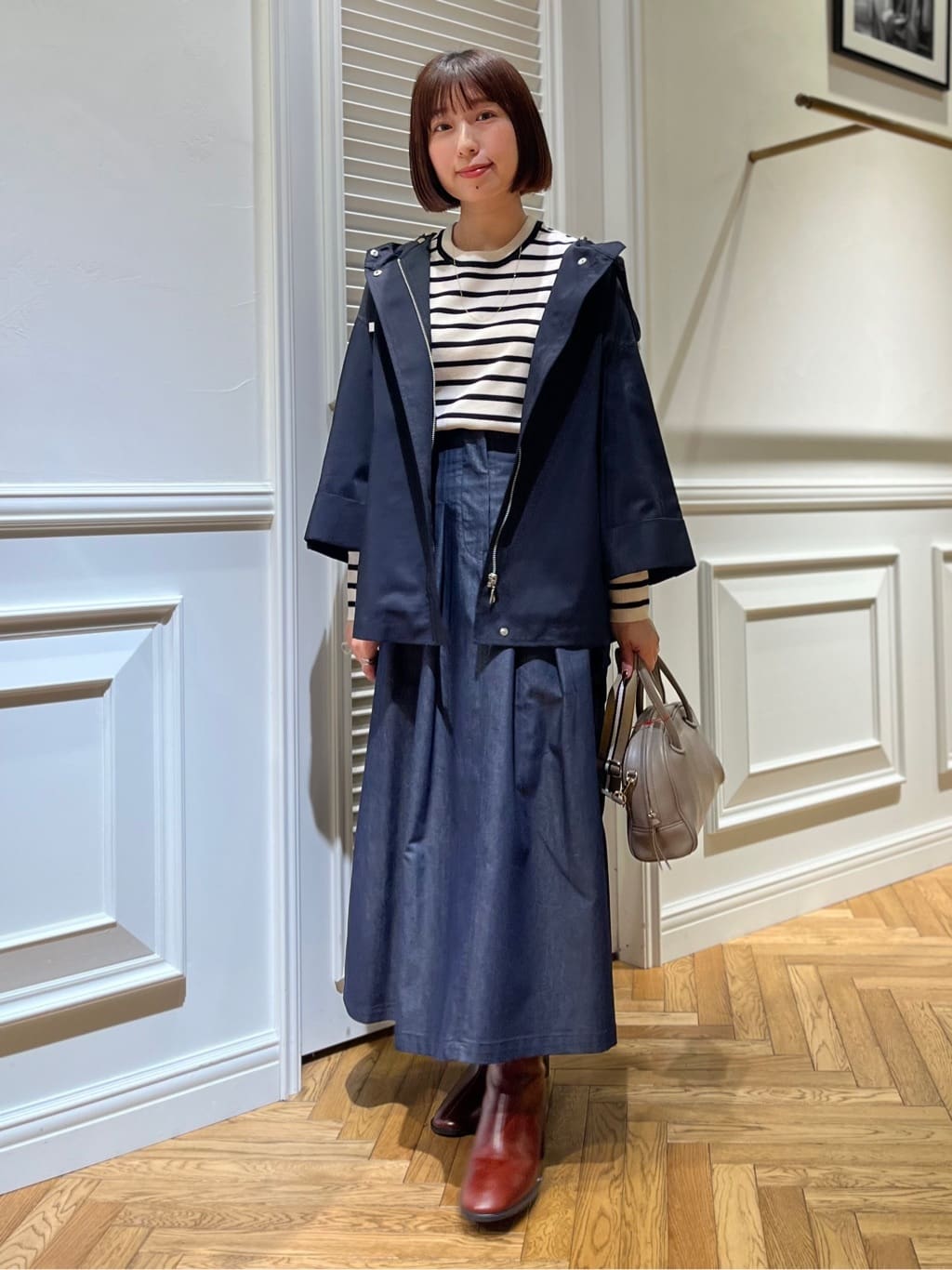 つじ まこさんの「DRESSTERIOR｜【ウォッシャブル/撥水素材】Ａライン ショートモッズコート」を使ったコーディネート