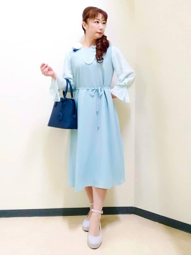 花さんの「Reflect｜【SS-4Lサイズ／付属リボン】スリーブデザインジョーゼットワンピース」を使ったコーディネート