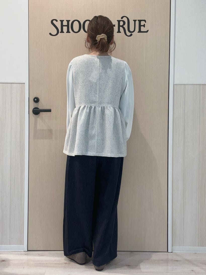 funafunaさんの「SHOO･LA･RUE｜ラクチン フラットパンプス」を使ったコーディネート