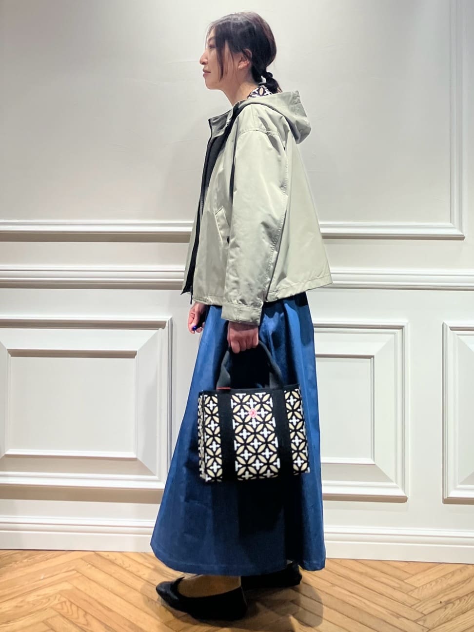 TSUKUIさんの「DRESSTERIOR｜【ウォッシャブル/撥水素材】撥水ツイル マウンテンパーカー」を使ったコーディネート