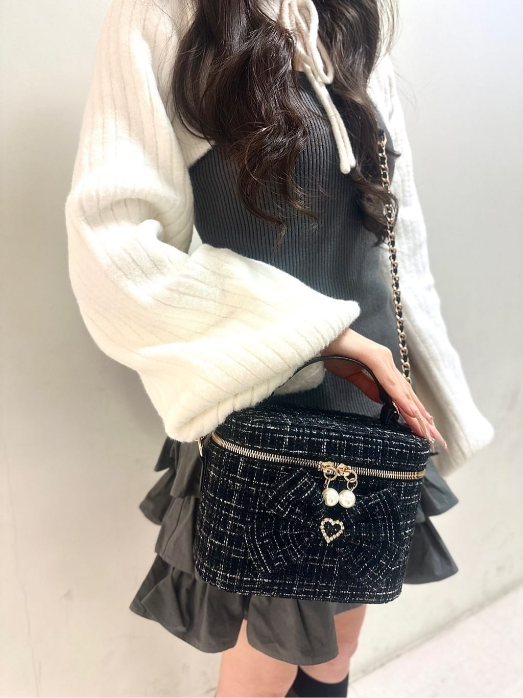 ayakaさんの「ESPERANZA｜リボン付厚底ローファーパンプス」を使ったコーディネート