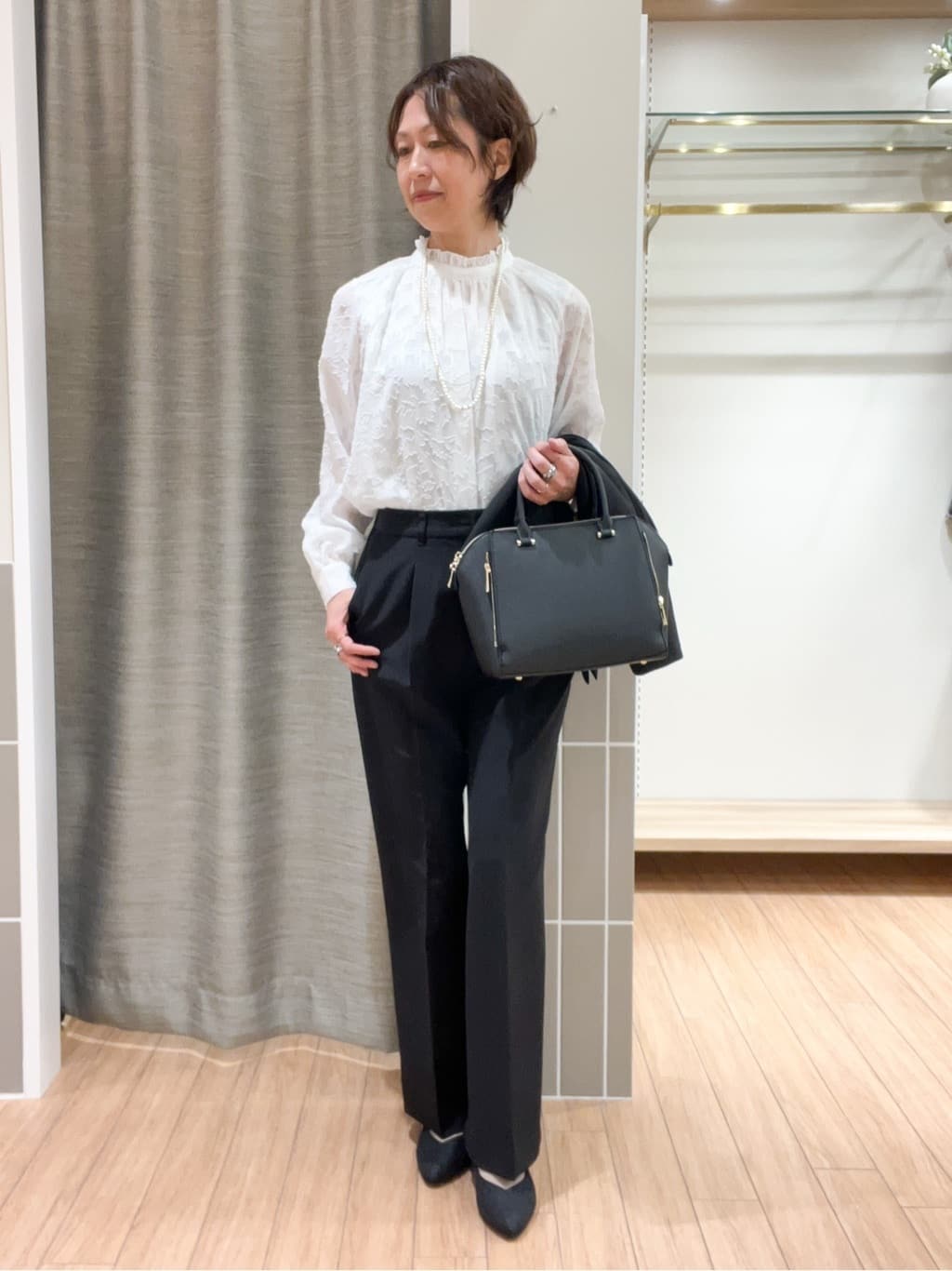 ヨッコさんの「grove｜【マルチWAY】アソートボウタイブラウス【手洗いOK】」を使ったコーディネート