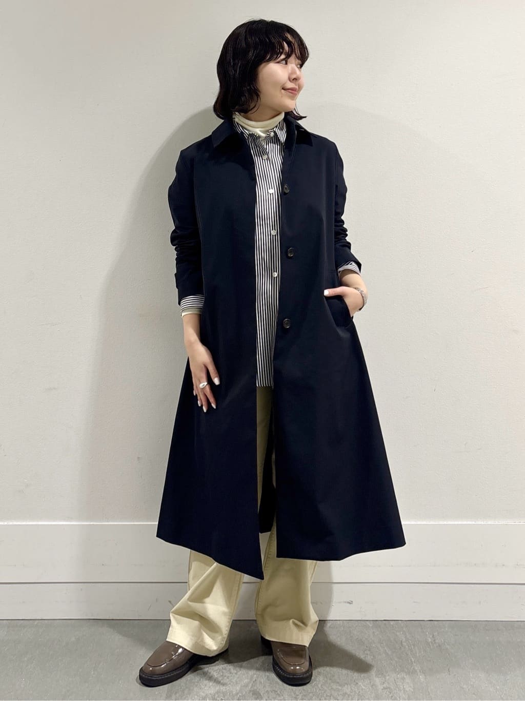 モエカさんの「UNTITLED｜◆【はっ水/洗える】タスランステンカラーコート」を使ったコーディネート