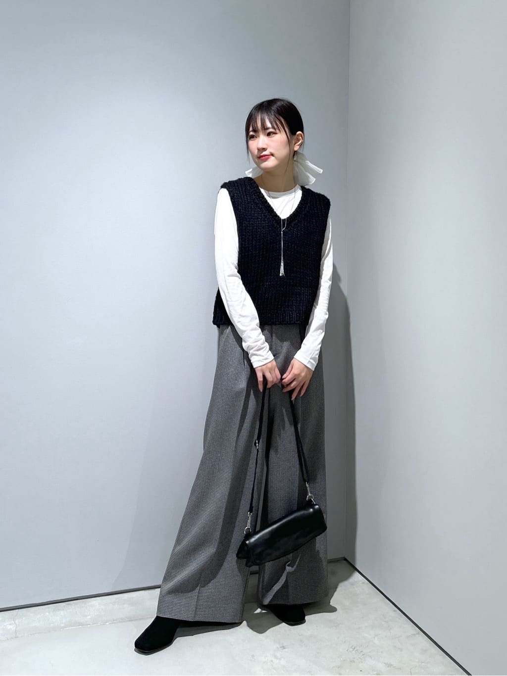 Renoさんの「INDIVI｜シグネチャーシアーロンT」を使ったコーディネート