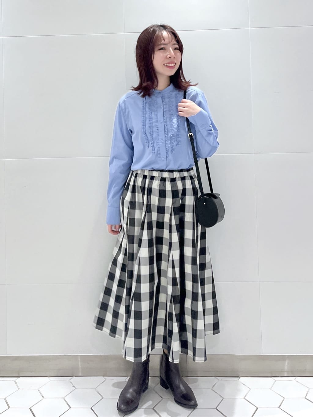 Makinoさんの「Dessin｜シャンブレースプリングコート」を使ったコーディネート