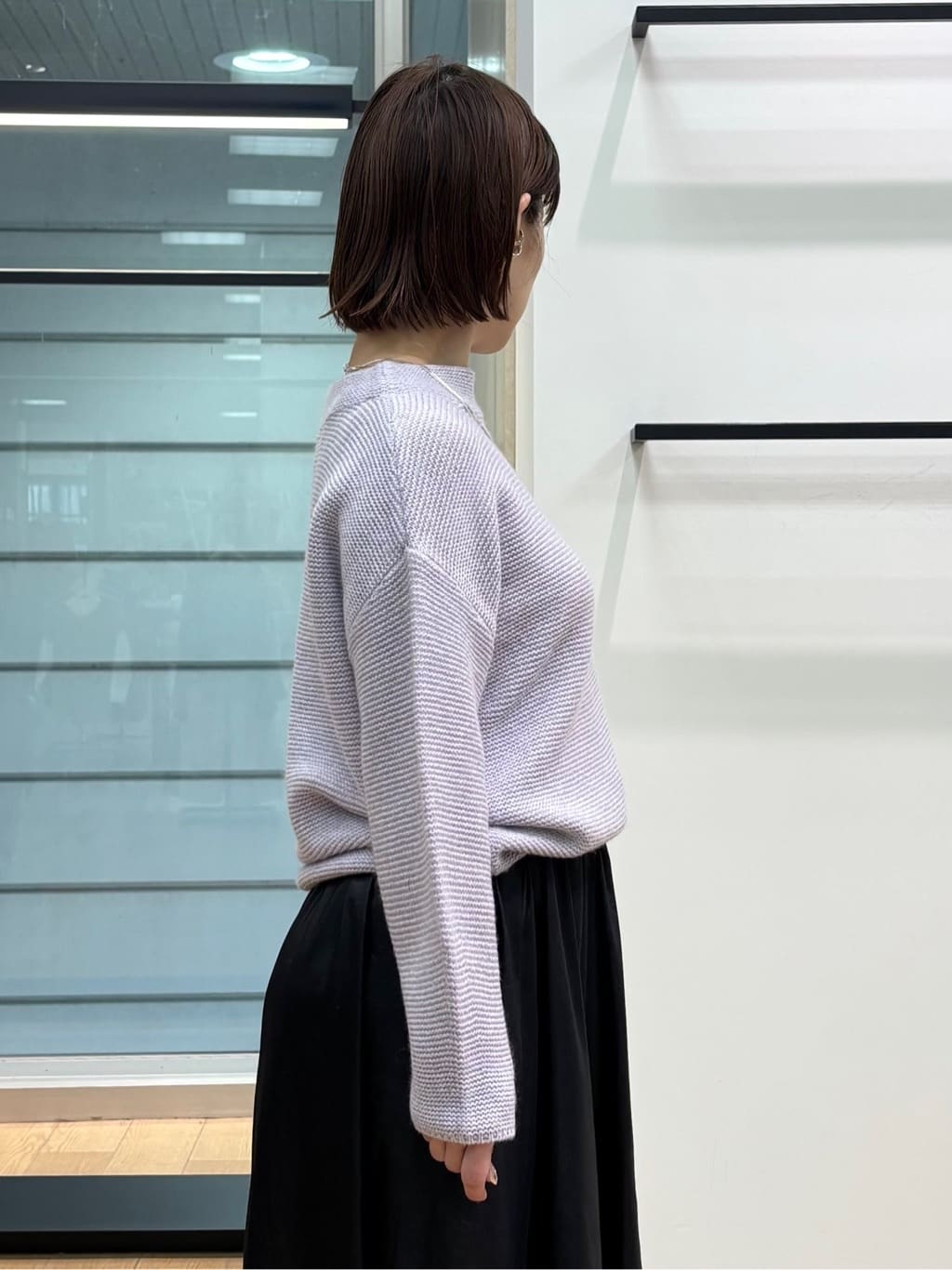 asamiさんの「INDIVI｜レザー調ギャザースカート」を使ったコーディネート