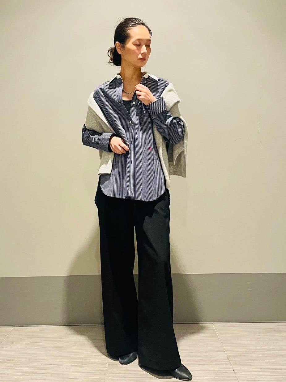 Annさんの「DRESSTERIOR｜◆【通勤/着映え/ウォッシャブル】オーバーシルエット クレリックシャツ」を使ったコーディネート