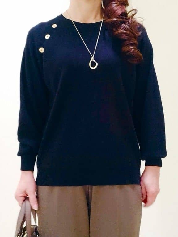 花さんの「Reflect｜【ゆったり着られる◎】ラグランスリーブニット」を使ったコーディネート