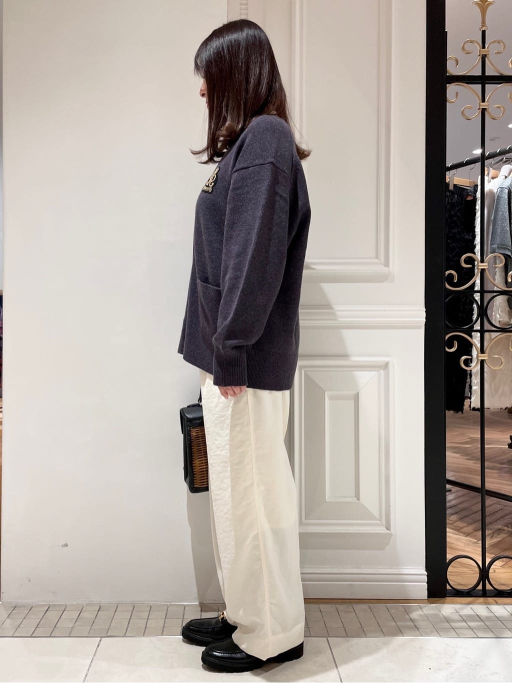 minowaさんの「DRESSTERIOR｜レタードニットカーディガン」を使ったコーディネート