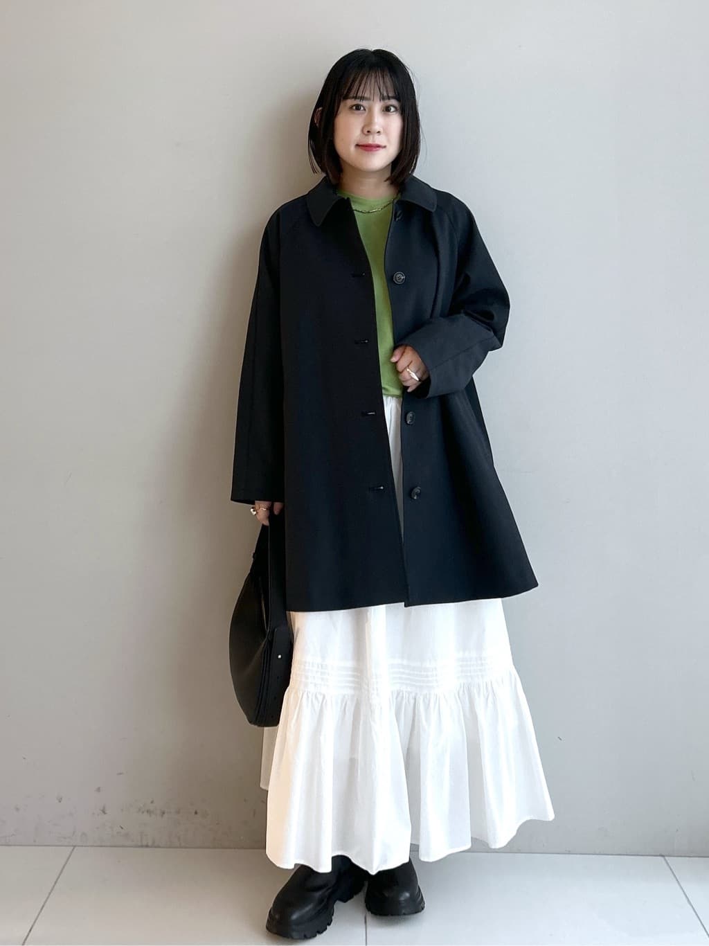 Hirokaさんの「Dessin｜【花粉ガード/撥水加工/洗える】クルーネックスプリングコート」を使ったコーディネート