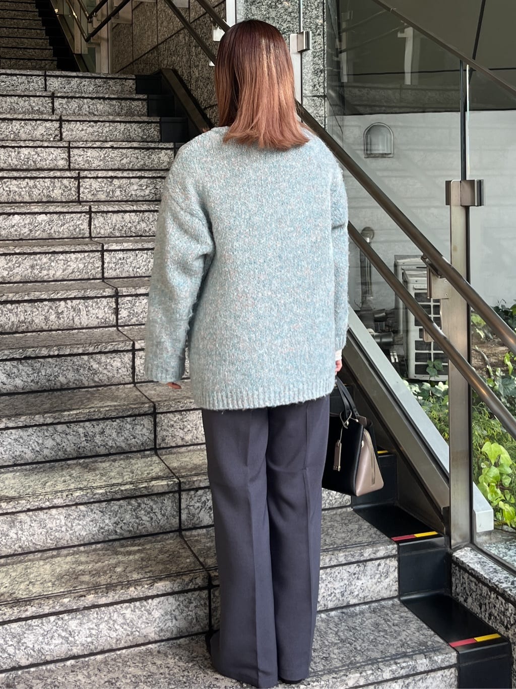 HANNAさんの「OPAQUE.CLIP｜カラーMIXリラクシーミドルゲージニット【洗濯機OK】」を使ったコーディネート