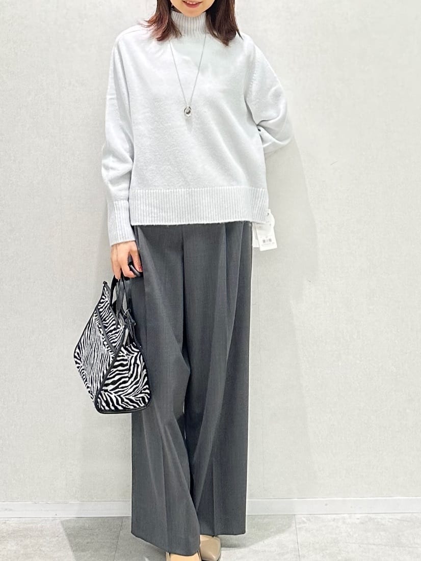 Miwaさんの「UNTITLED｜【8色展開/洗える】ウールカシミヤ ハイネックニット」を使ったコーディネート