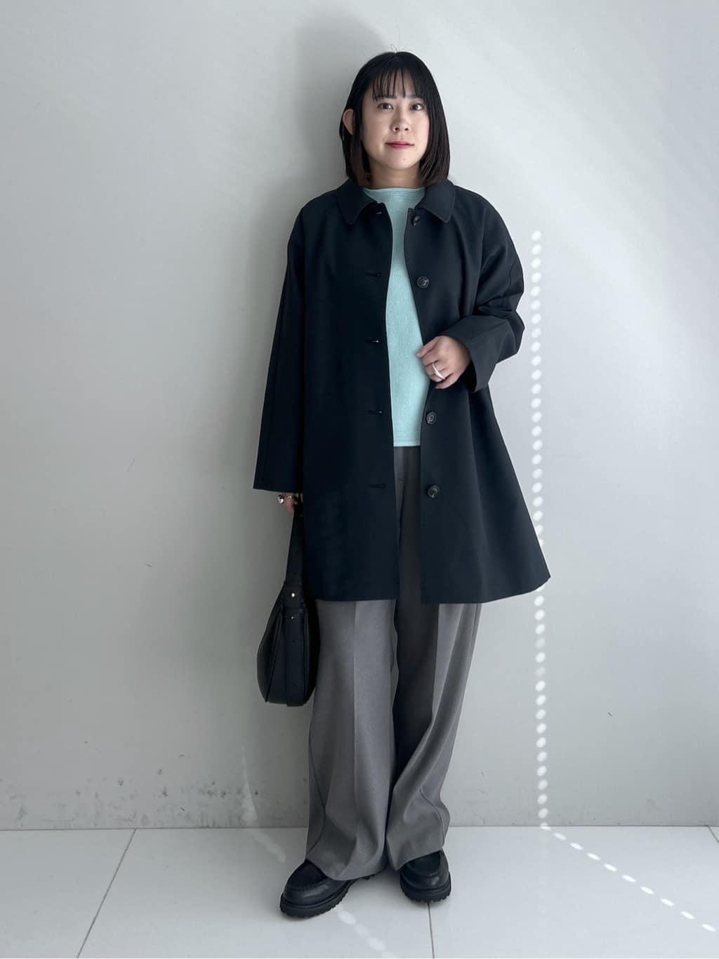 Hirokaさんの「Dessin｜【洗える】ミドルゲージボートネックカラーニット」を使ったコーディネート