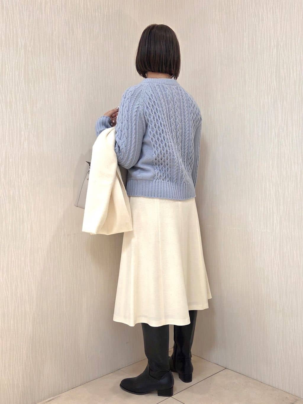 naokoさんの「UNTITLED｜【ミディ丈/軽やか】セミラグランリバー コート」を使ったコーディネート