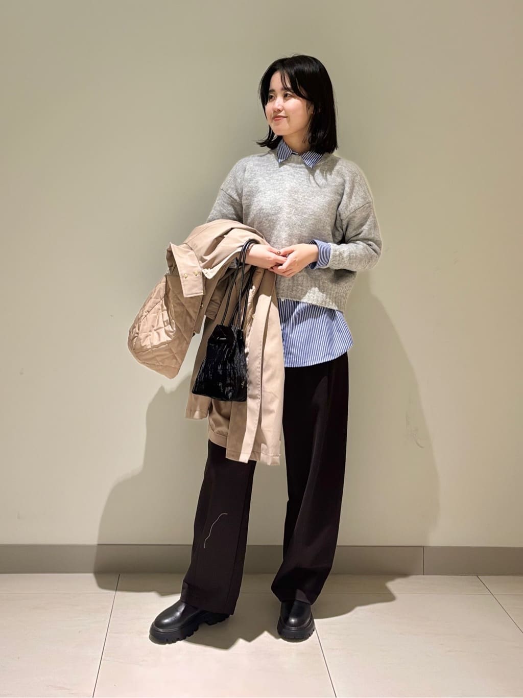 mayuさんの「Dessin｜ベロア巾着バッグ」を使ったコーディネート