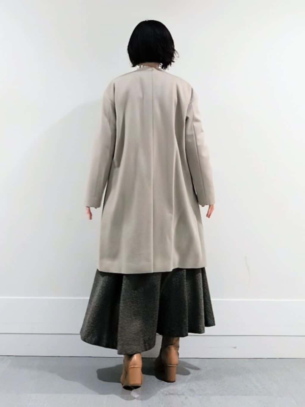 ミズタさんの「UNTITLED｜【日本製／通勤／フォーマル】カシミヤ混ノーカラーコート」を使ったコーディネート
