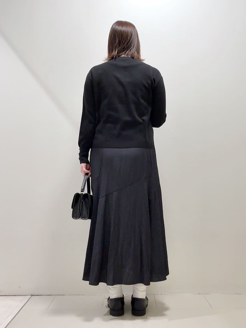 YUIさんの「UNTITLED｜【新色追加/セットアップ可】エアリー ダブルブレストジャケット」を使ったコーディネート