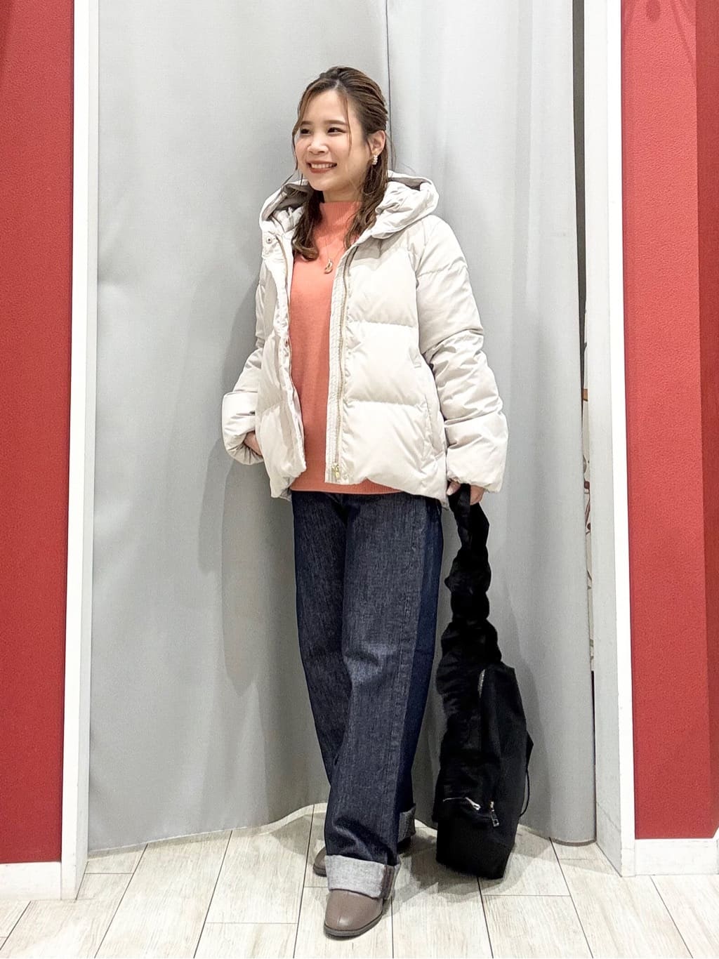 shioさんの「SHOO･LA･RUE｜【毛玉になりにくい/洗濯機可/S-LL】お袖パールの上品ニット」を使ったコーディネート