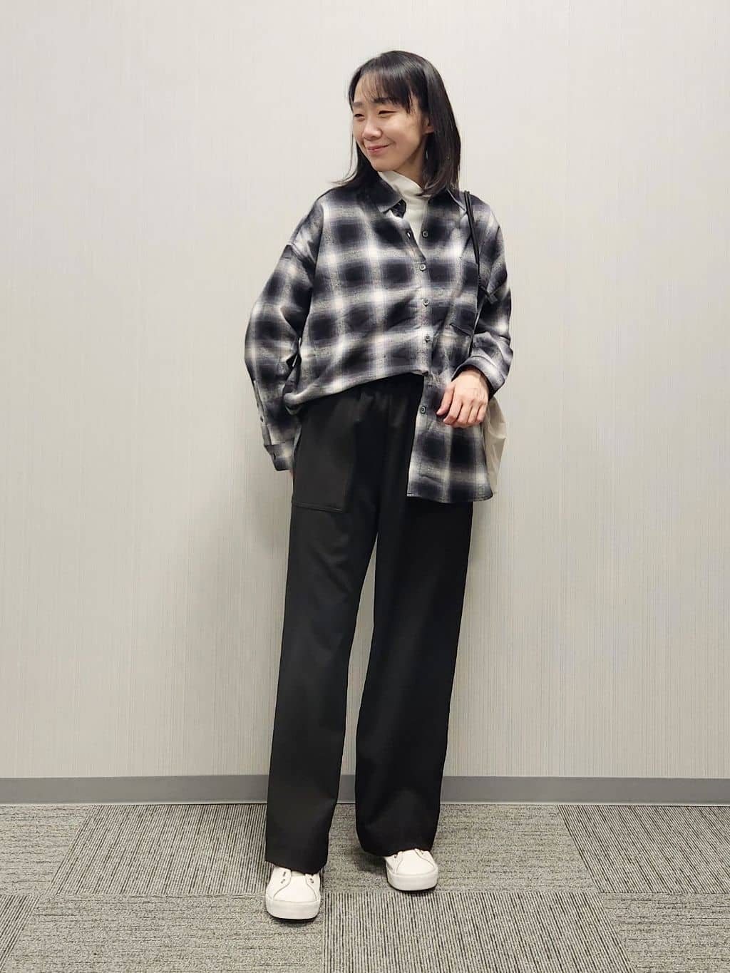 naraさんの「Dessin｜【ウエストゴム/洗える】ツイルセミワイドパンツ」を使ったコーディネート