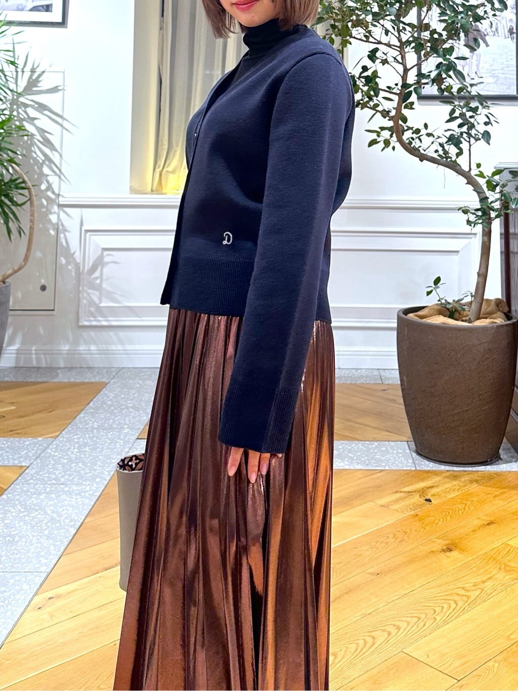 なべこさんの「DRESSTERIOR｜【インナー使いに最適/しっとり暖かな吸湿発熱素材】タートルネックプルオーバー」を使ったコーディネート