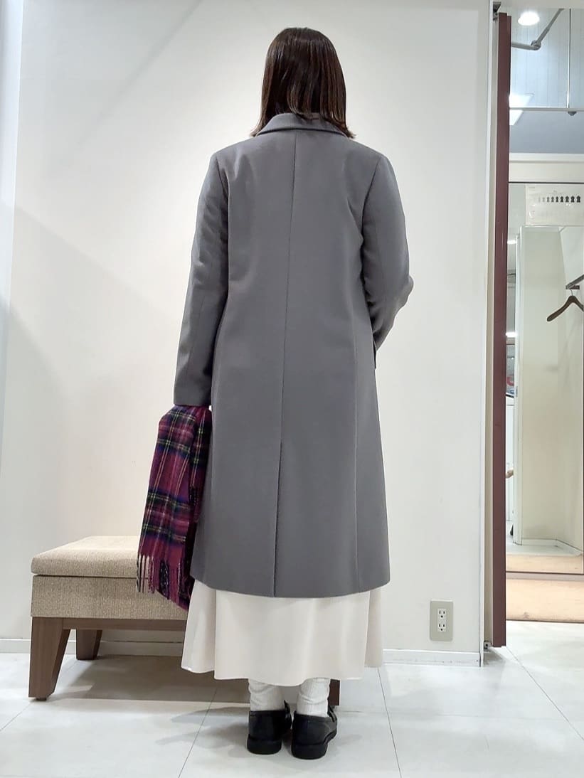 YUIさんの「UNTITLED｜【スタイリッシュ／オンオフ兼用】ウールチェスターコート」を使ったコーディネート