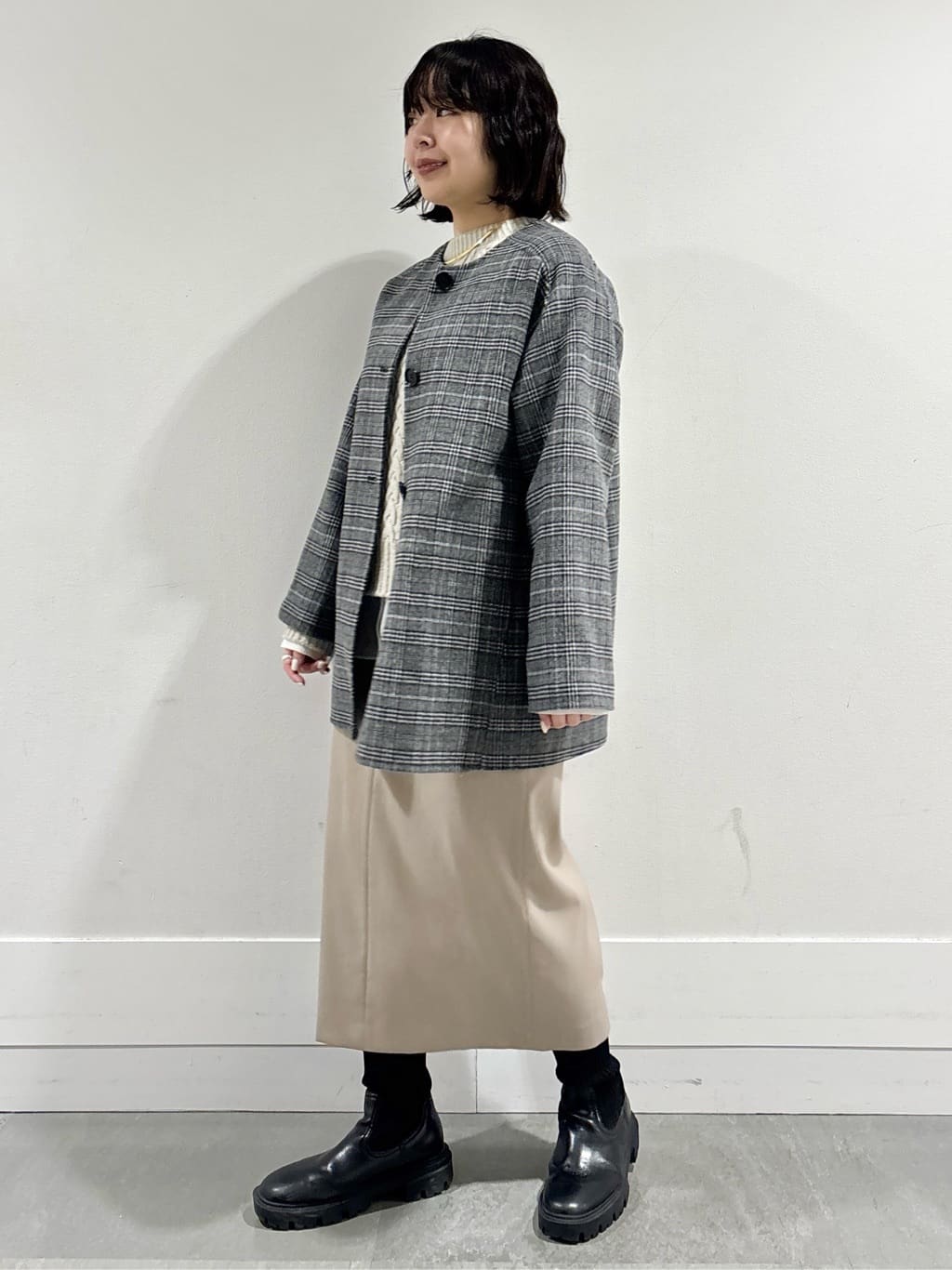 モエカさんの「UNTITLED｜【ミディ丈/軽やか】セミラグランリバー コート」を使ったコーディネート