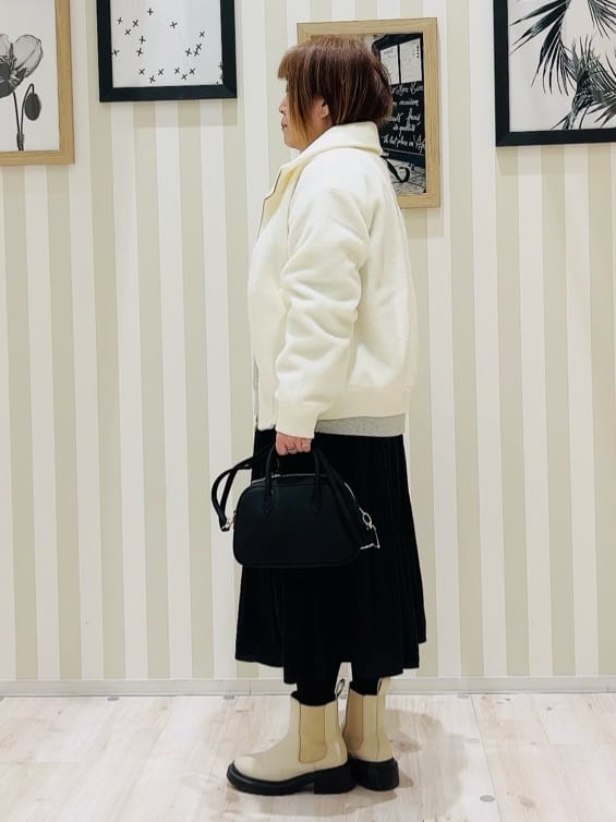 ma_miさんの「SHOO･LA･RUE｜【S-LL】軽くてふんわりあたたかい スライバージャケット」を使ったコーディネート