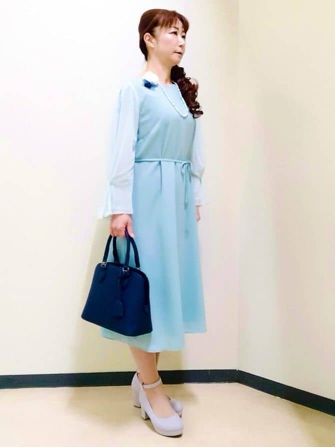 花さんの「Reflect｜【SS-4Lサイズ／付属リボン】スリーブデザインジョーゼットワンピース」を使ったコーディネート