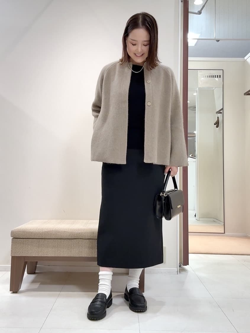 YUIさんの「UNTITLED｜【軽アウター/ミドル丈】ウールニットコーディガン」を使ったコーディネート