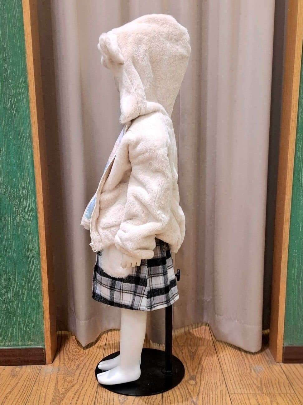 haruさんの「SHOO･LA･RUE｜【100-120cm/トドラー】耳付きエコファーパーカ」を使ったコーディネート