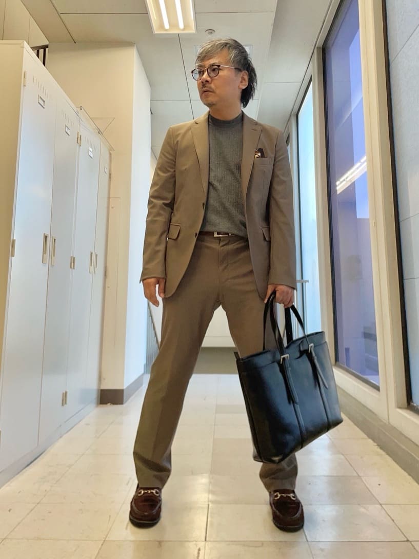 MAKOTO AIさんの「TAKEO KIKUCHI｜【360&deg;ストレッチ／セットアップ対応】None Of Stress パンツ」を使ったコーディネート