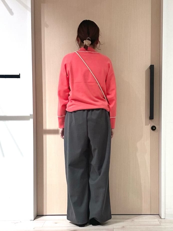 funafunaさんの「SHOO･LA･RUE｜【洗濯機可/S-LL】 フラップイージーワイドパンツ」を使ったコーディネート