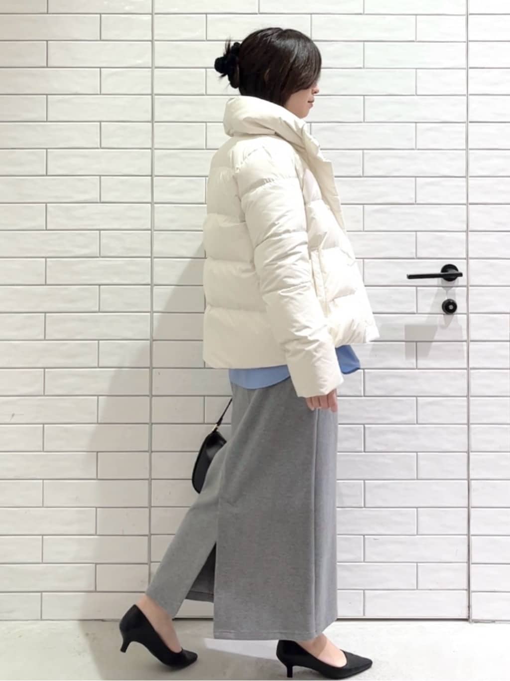 しおりさんの「OPAQUE.CLIP｜撥水ショートダウン【防風／抗菌防臭／洗濯機洗い可】《SS～LL》」を使ったコーディネート