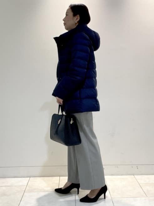 フミさんの「Reflect｜【SS-4Lサイズ】フーデッドミドルダウンコート」を使ったコーディネート