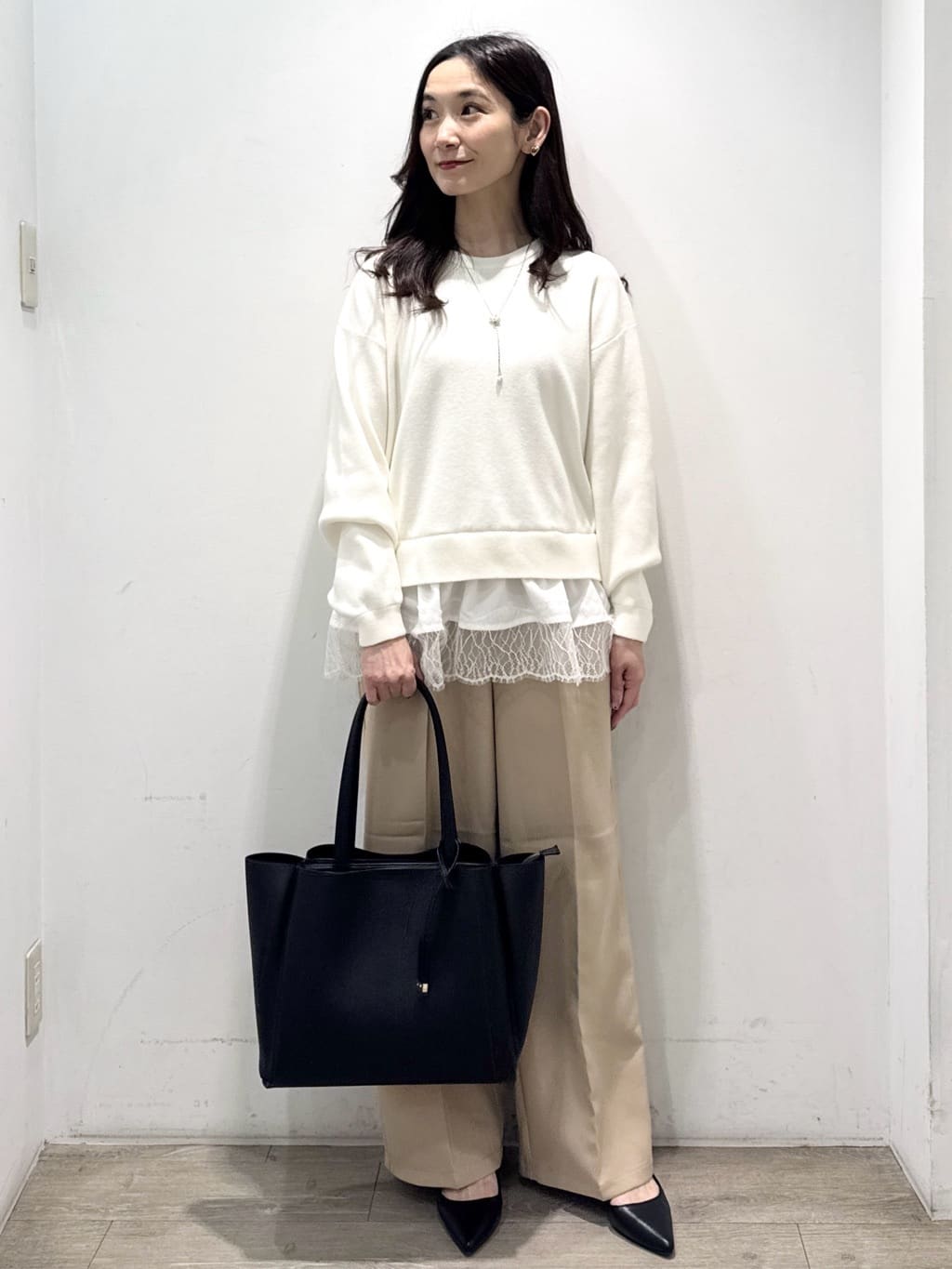 yuicciさんの「OPAQUE.CLIP｜裾レースドッキングニット」を使ったコーディネート
