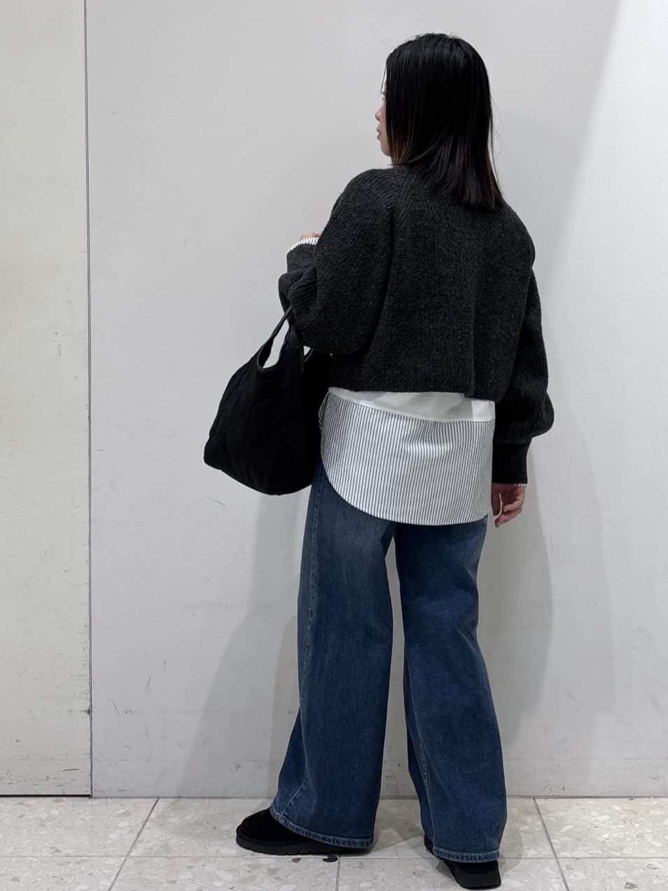 mameさんの「OPAQUE.CLIP｜カシミヤブレンドウールミドルピーコート」を使ったコーディネート