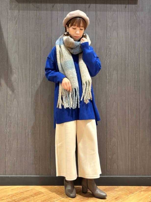 meiさんの「SHOO･LA･RUE｜【洗濯機可/毛玉レス】上品に体型カバー チュニックニットワンピース」を使ったコーディネート
