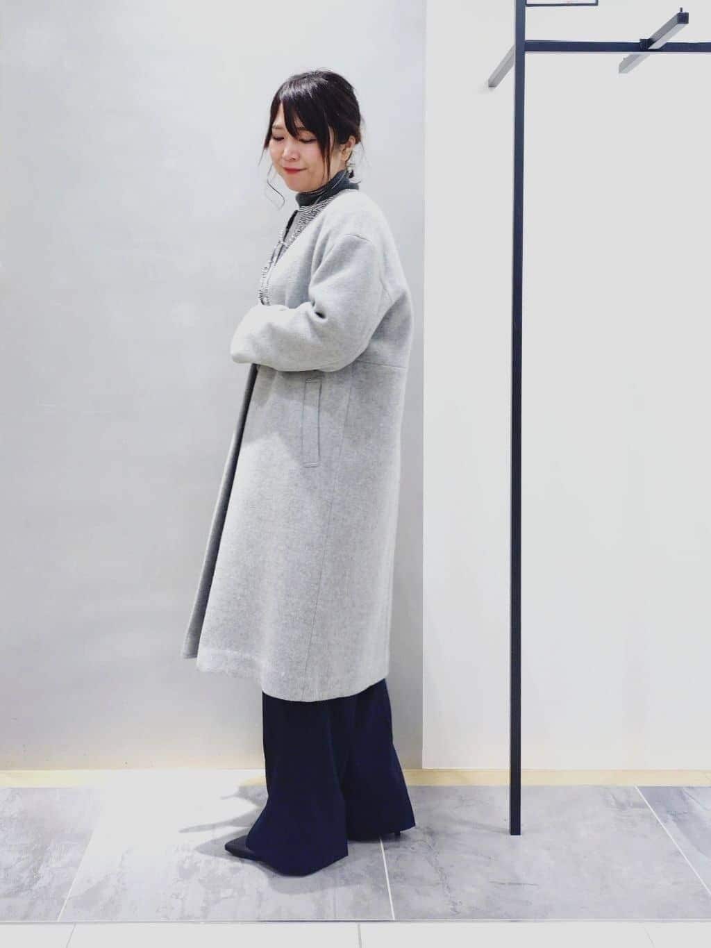 TOMOMIさんの「INDIVI｜【洗える／毛玉になりにくい】エクストラファインウール リブタートルニット」を使ったコーディネート